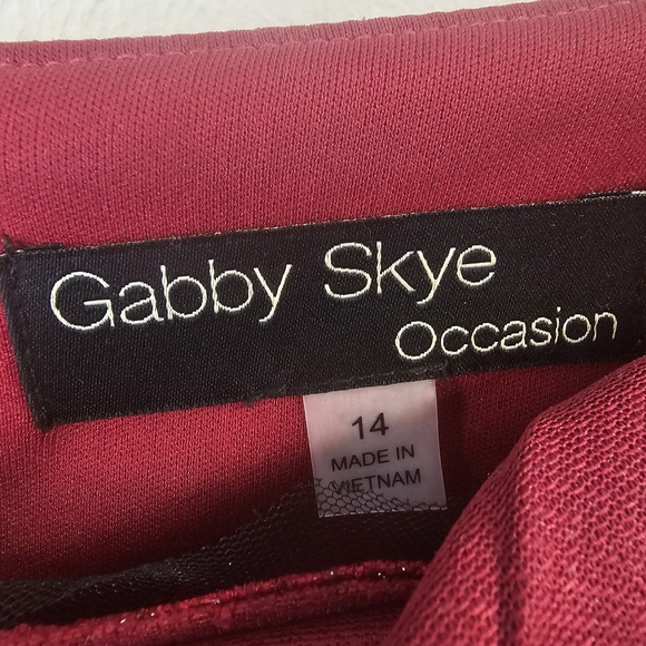 Gabby Skye Shimmering Red Long Sleeve Dress.   #1110 - Picture 4 of 4